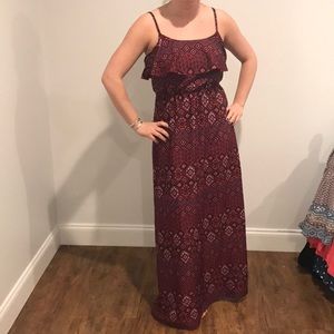 Maroon maxi dress with pattern